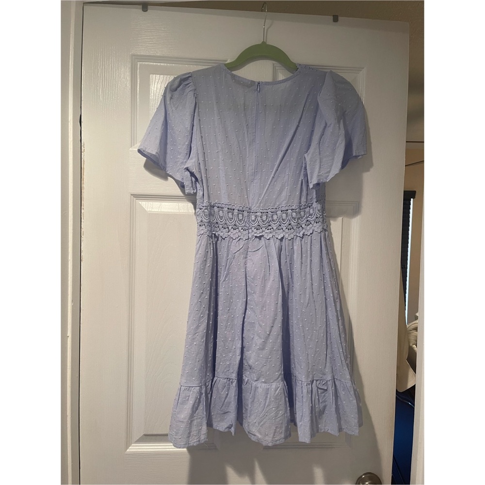 Dress - Picture 2 of 5